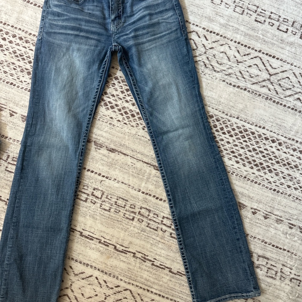 BKE Aiden Bootleg Jeans Boys 27R Medium Wash Distressed Straight Fit